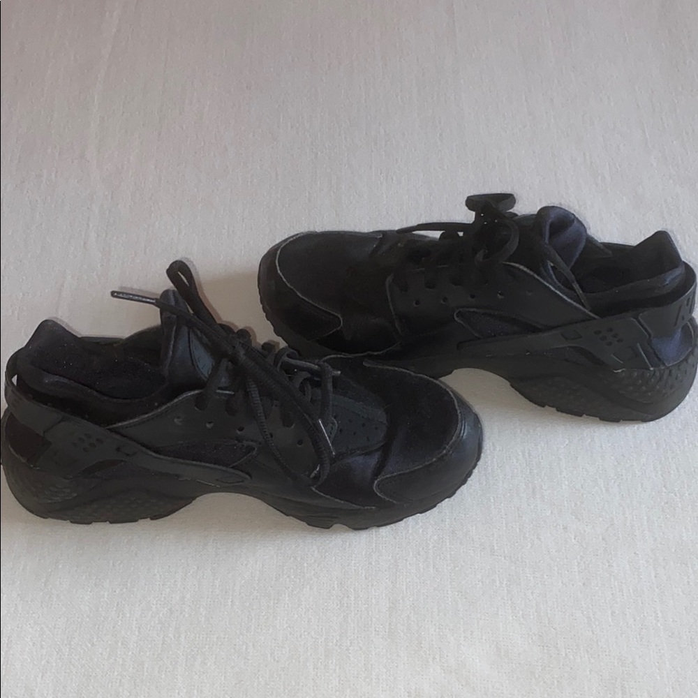 Black Huarache